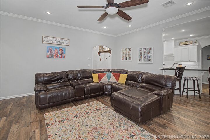 Property Photo:  6903 S 4th Street W  OK 74401 