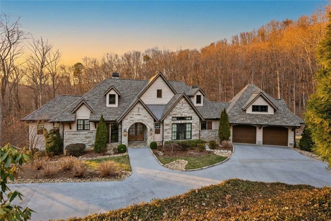 Property Photo: 501 Mountain Summit Road SC 29690