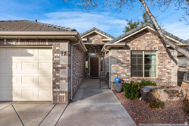 Property Photo:  1730 W Stonebridge Dr 17  UT 84770 