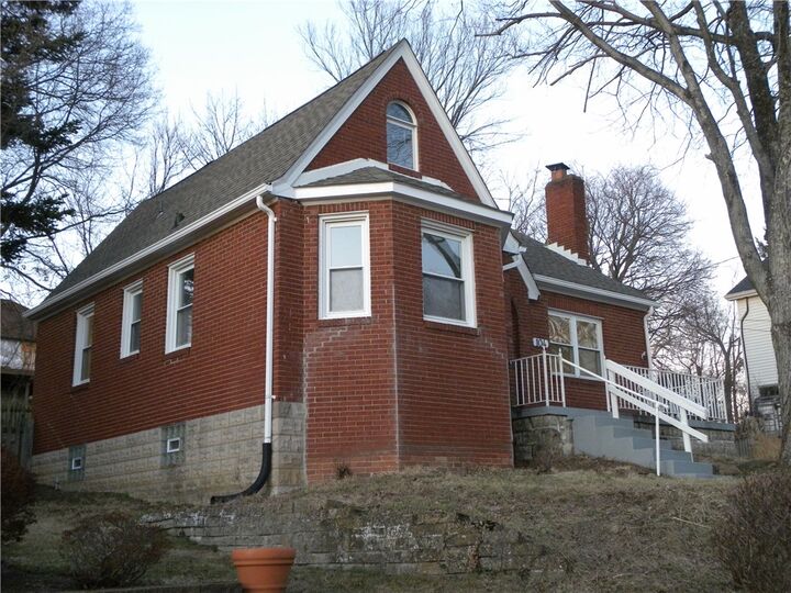 Property Photo:  104 Amherst Ave  PA 15229 