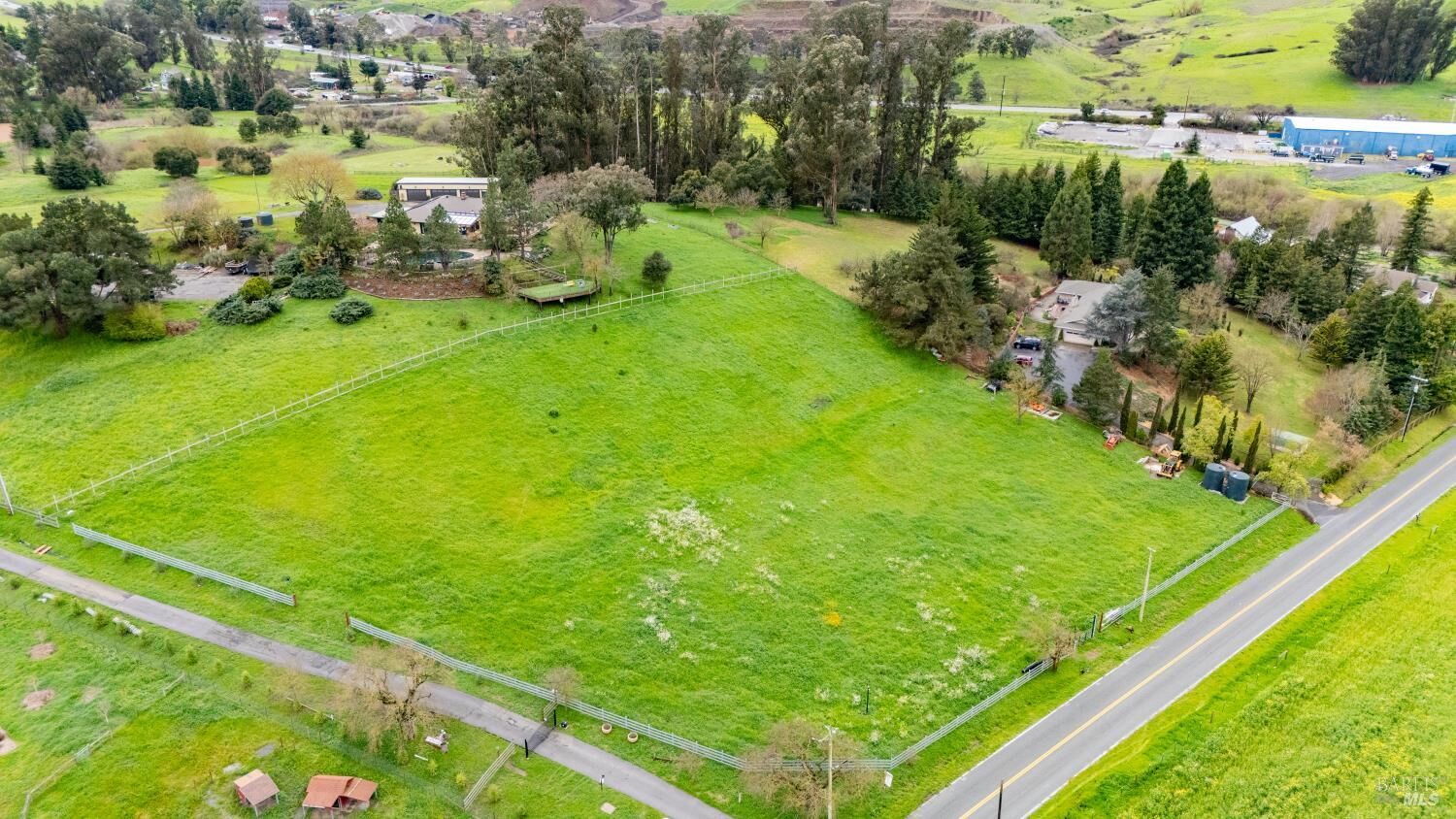 Property Photo:  1226 Madrone Avenue  CA 94931 