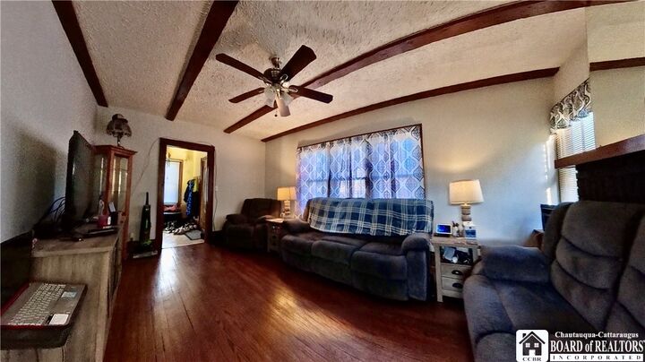 Property Photo:  146 Catlin Avenue  NY 14701 