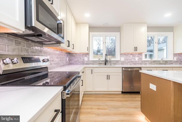 Property Photo:  61 S Park Avenue  PA 19403 