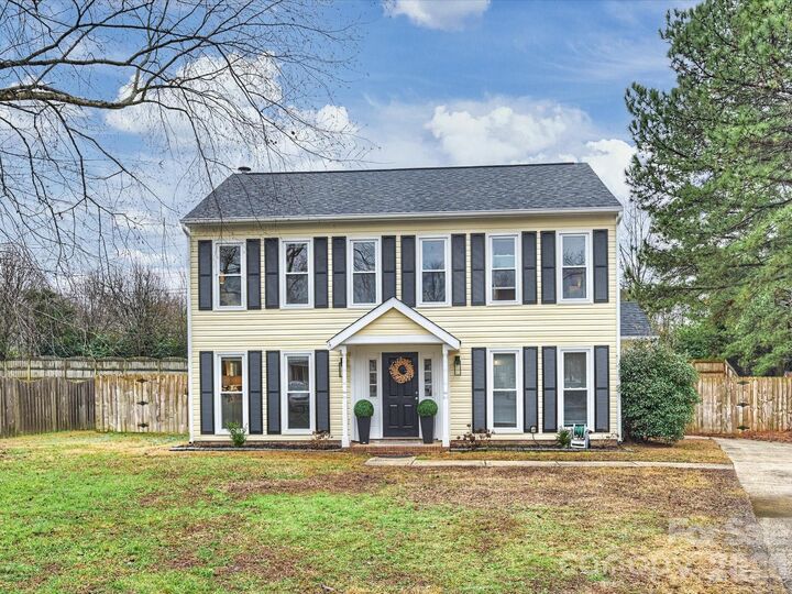 Property Photo:  10233 Fairway Ridge Road  NC 28277 