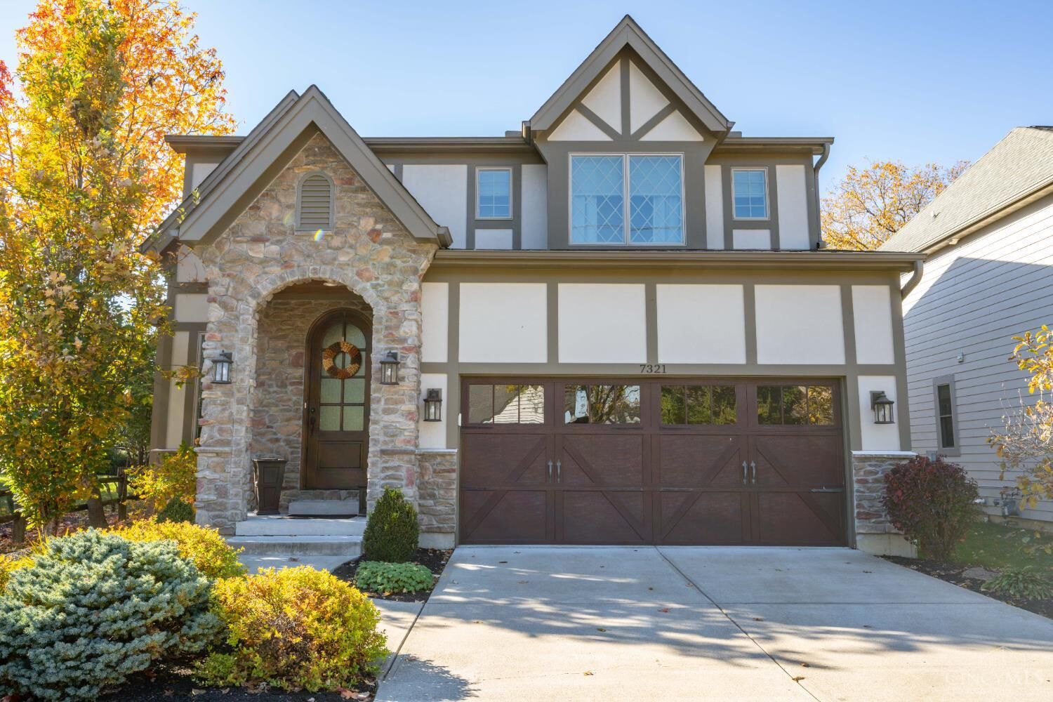 Property Photo: 7321 Hosbrook Road OH 45243