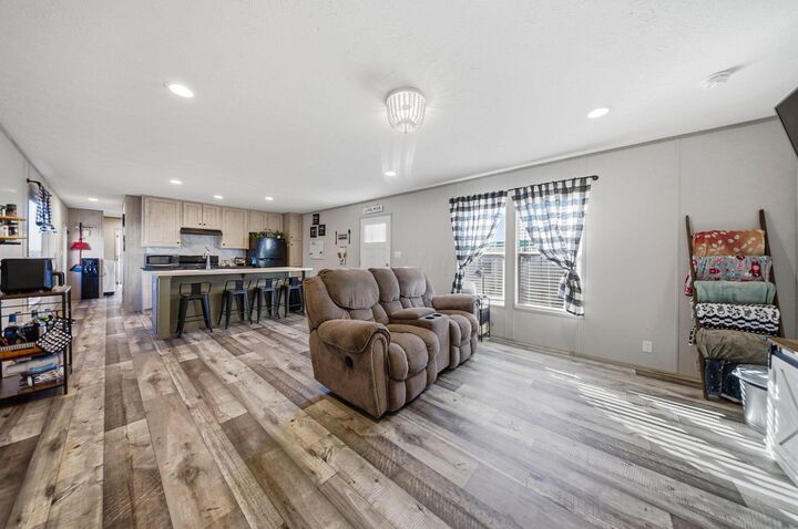 Property Photo:  27 Colony Drive  OH 43019 