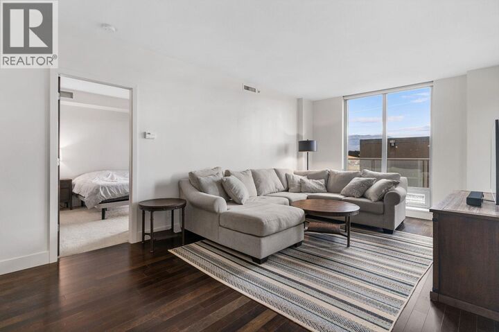 Property Photo: 2040 Springfield Road 303 BC V1Y 9N7