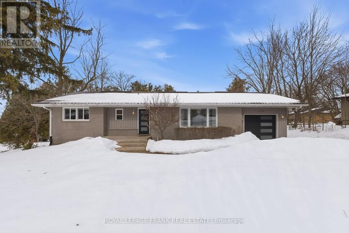 Property Photo:  579 Queen Street  ON L9L 1L1 