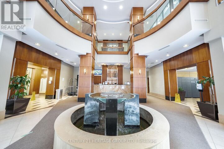 Property Photo:  10 Northtown Way 1111  ON M2N 7L4 