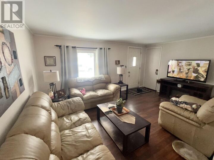 Property Photo:  152 Cedar Cres  ON P0T 1C0 