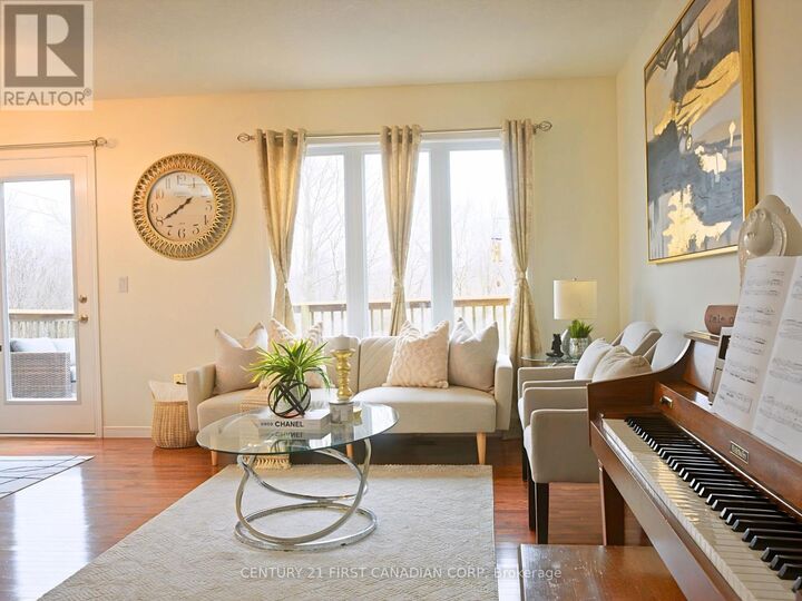 Property Photo: 582 Hyde Park Road 1 ON N6H 3S1