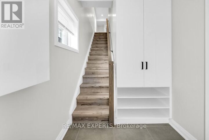 Property Photo:  124 Church Street  ON N2G 2S4 