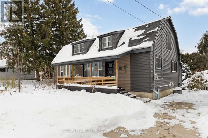 Property Photo:  32 Ann Street  ON N0M 1B0 