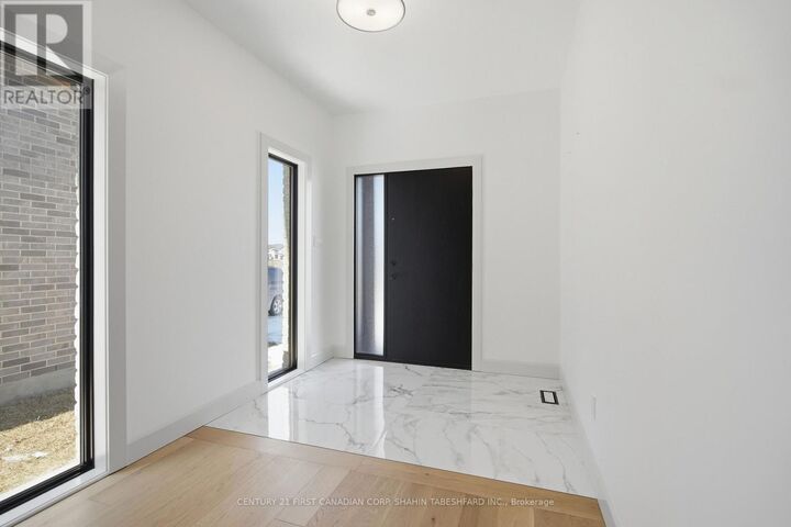 Property Photo:  223 Roy McDonald Drive  ON N6L 1K3 