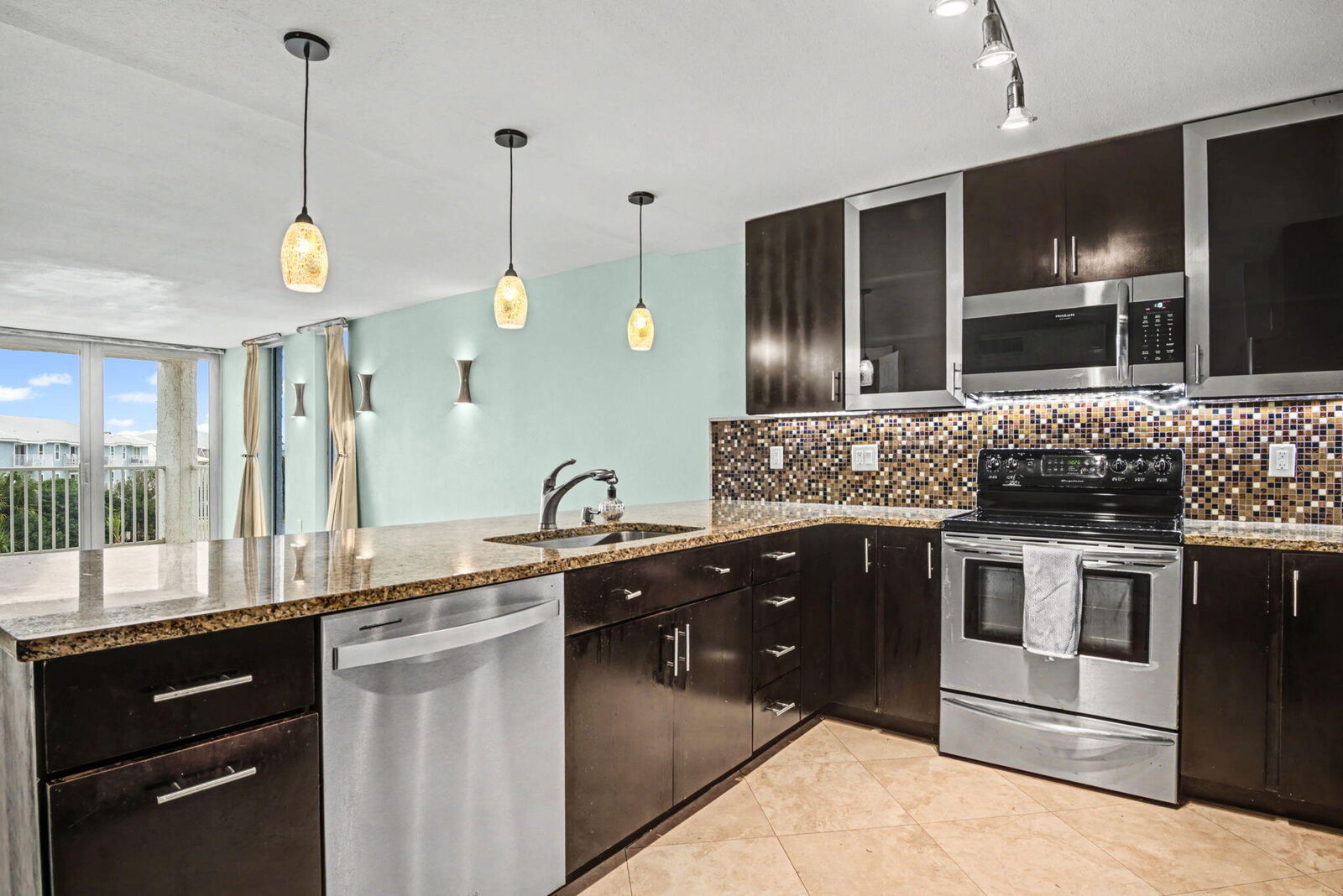 Property Photo:  30 Moreno Point Road 306B  FL 32541 