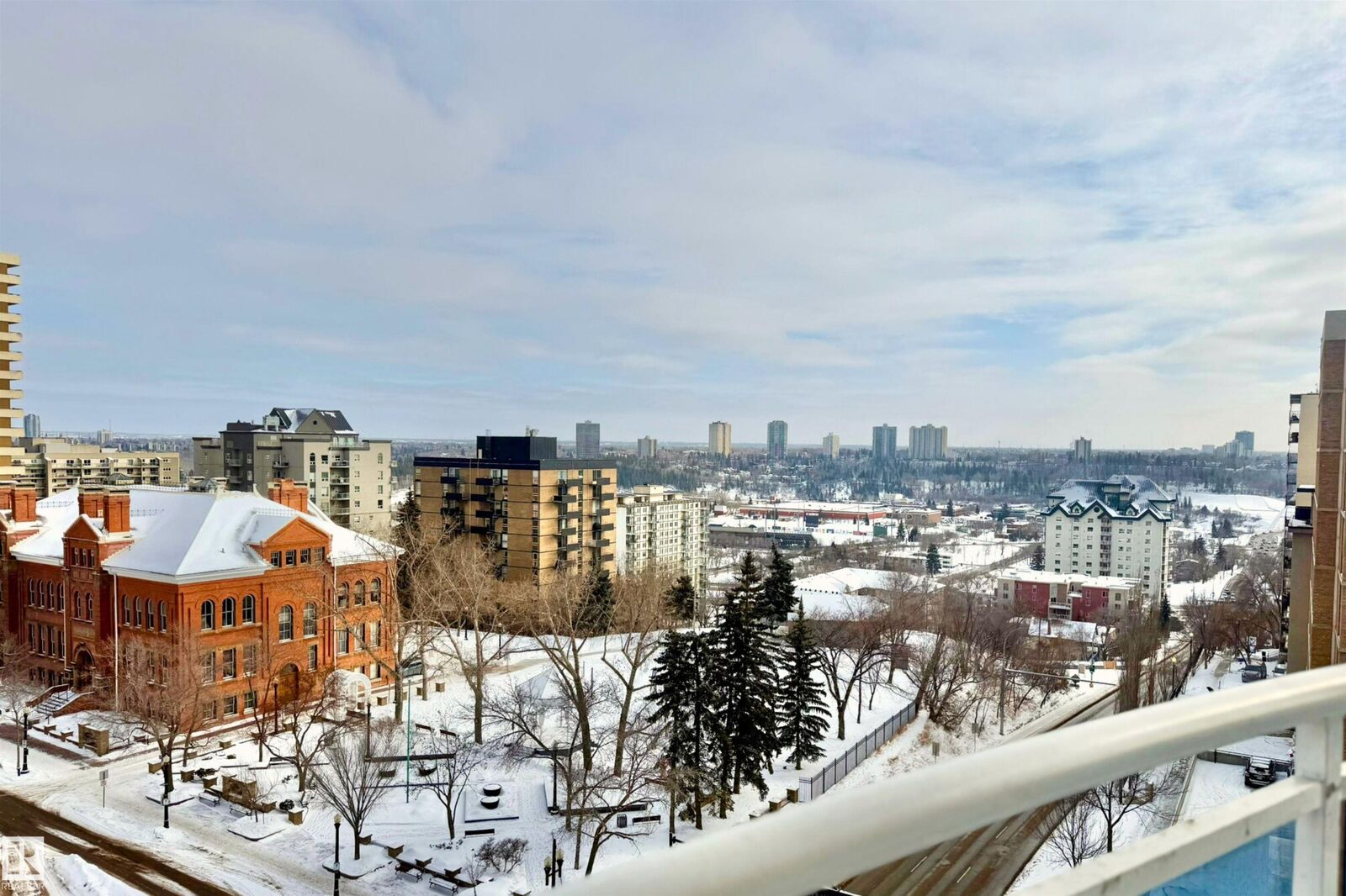 Property Photo:  10504 99 Avenue NW 901  AB T5K 1B2 