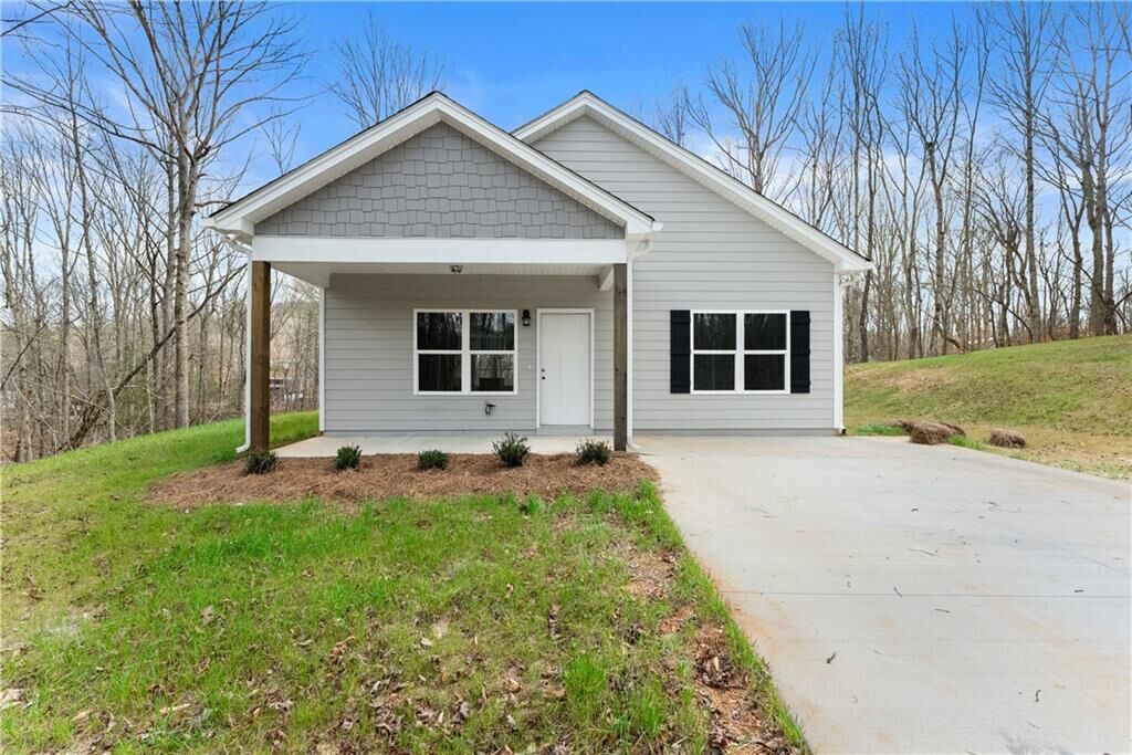 Property Photo:  97 Hawks Ridge Ct  GA 30528 