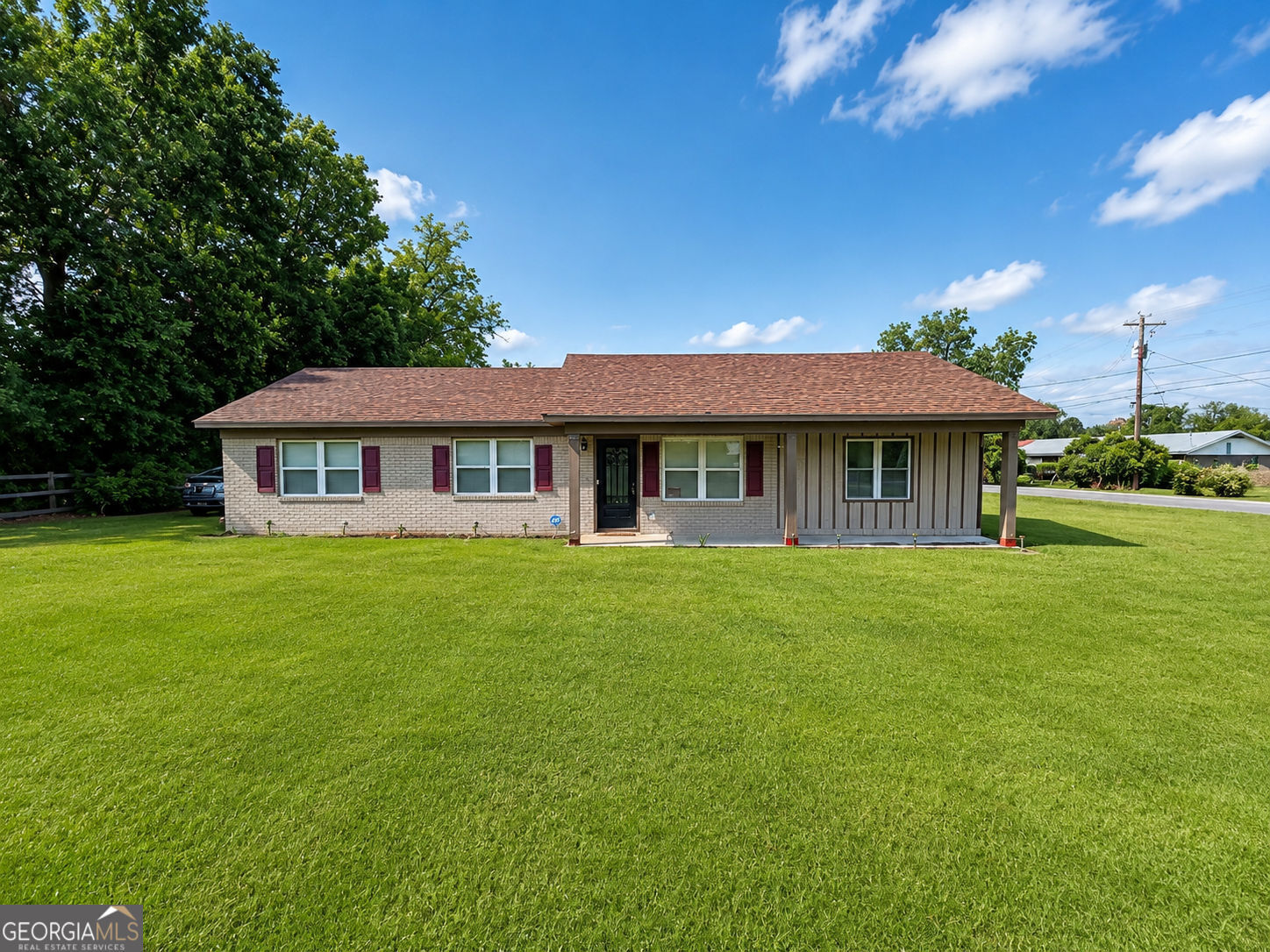 Property Photo:  156 E Geer Street  GA 39837 