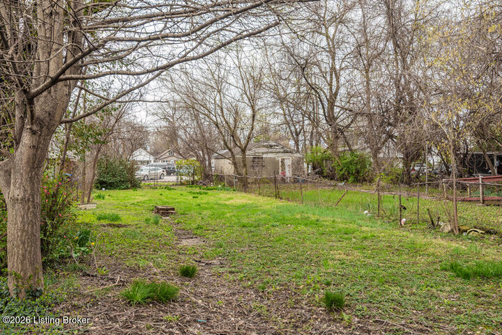 Property Photo:  3026 Grand Ave  KY 40211 