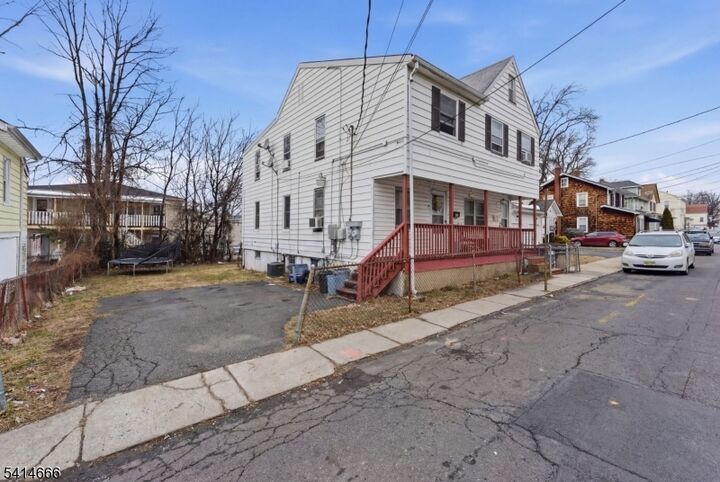 Property Photo:  302 Oswald Pl  NJ 07088 