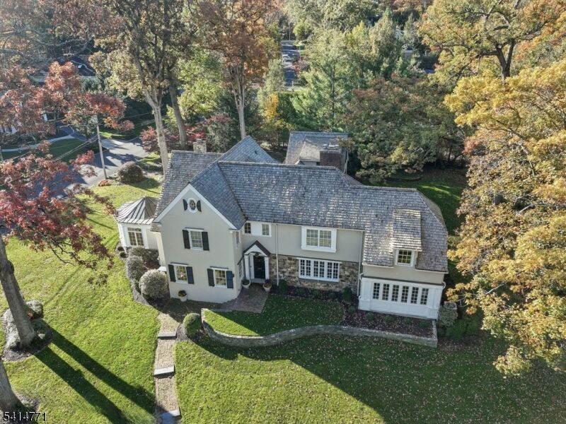 Property Photo:  55 Oxbow Lane  NJ 07901 