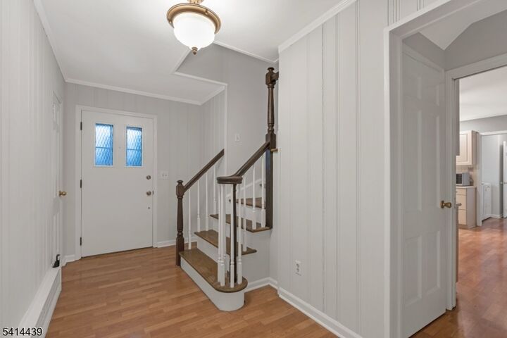 Property Photo:  1 Crest Dr  NJ 07920 