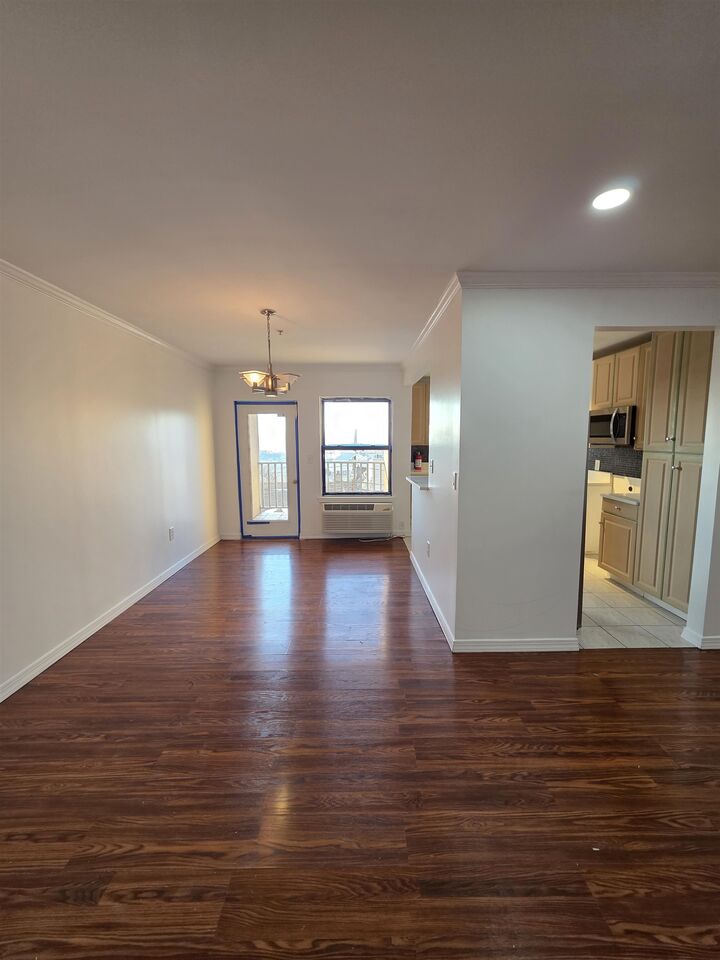 Property Photo:  8915 Bergenwood Ave 8  NJ 07047 
