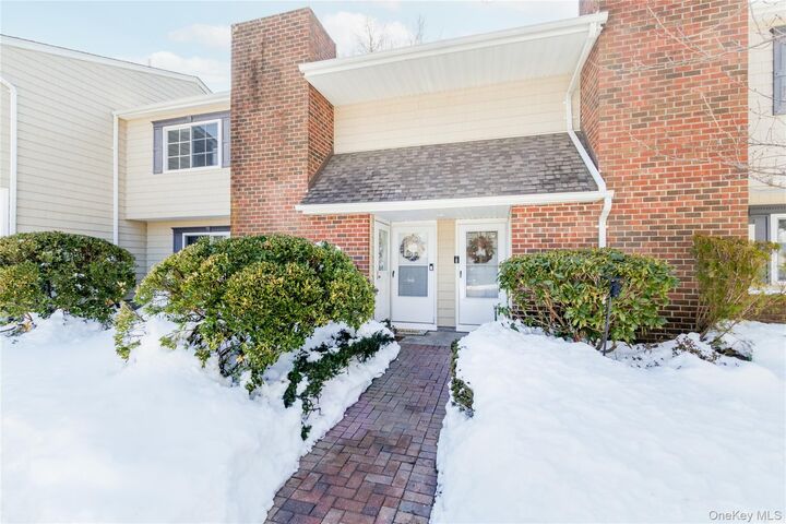 Property Photo: 266 Lake Point Circle 266 NY 11953