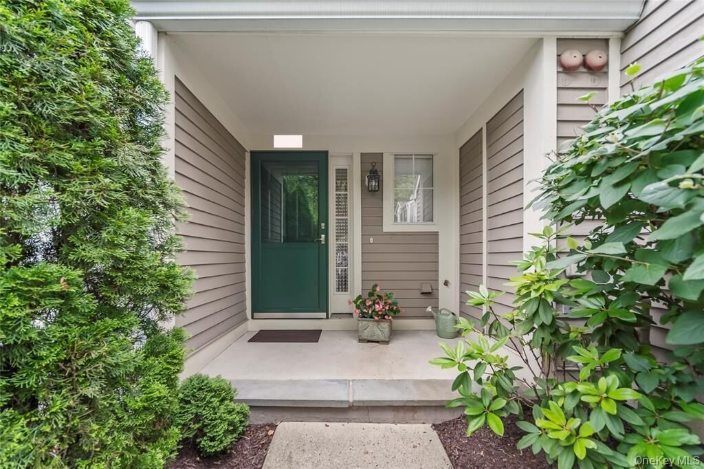 Property Photo:  302 Pondside Drive  NY 10607 
