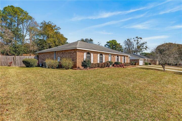 Property Photo: 1459 Fern Valley Road AL 36609