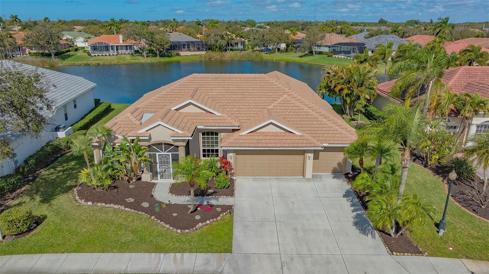 Property Photo:  2928 Seasons Boulevard  FL 34240 