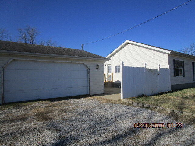 Property Photo:  2397 N Benton Lane  IL 62846 