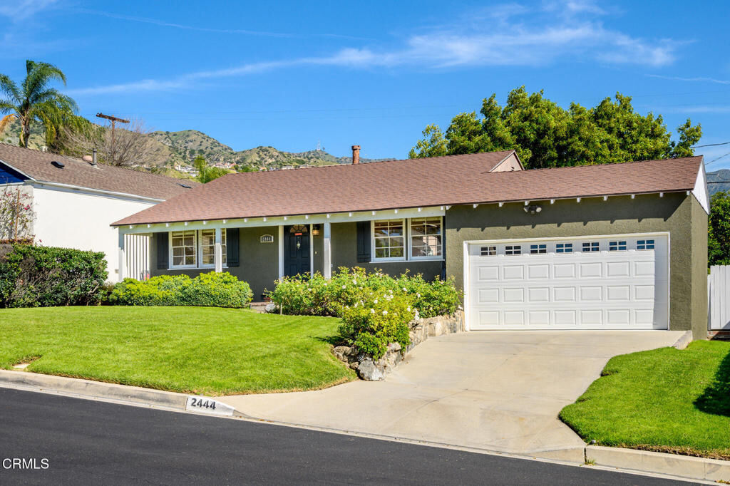 Property Photo:  2444 N Parish Place  CA 91504 