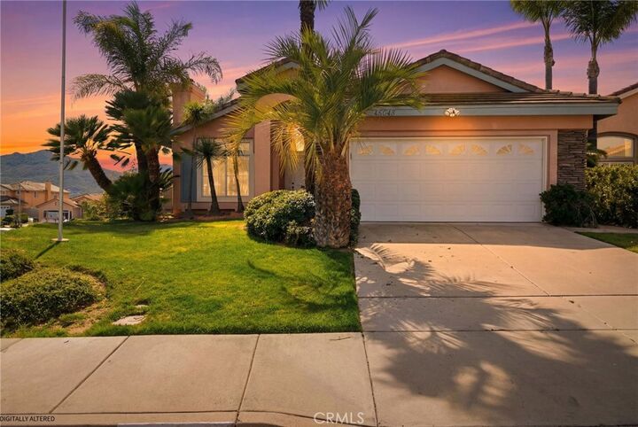 Property Photo: 45043 Corte Alegra CA 92592