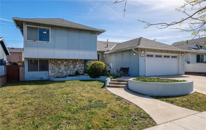 Property Photo:  22628 Juniper Avenue  CA 90505 
