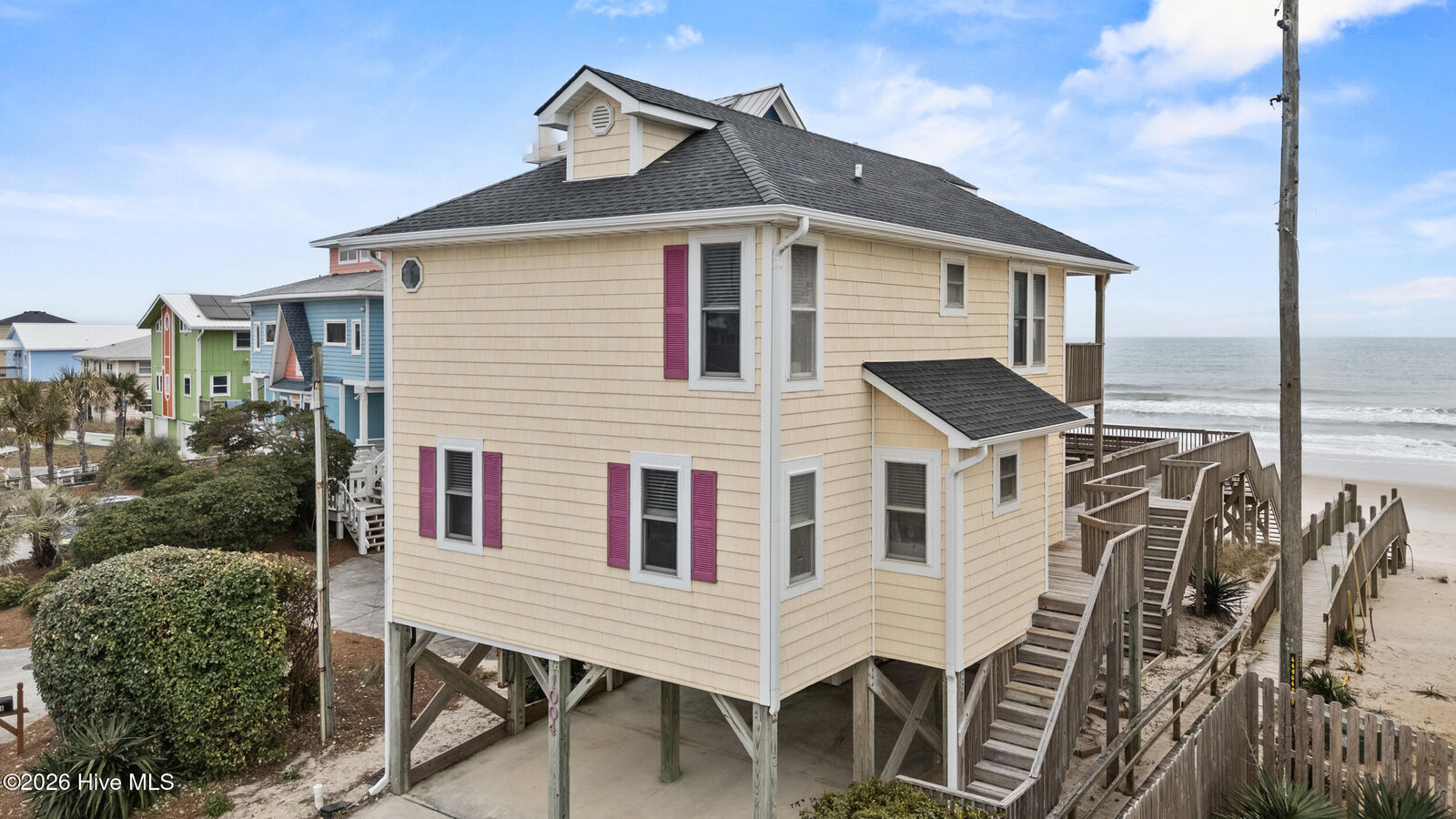 Property Photo:  1004 N Shore Drive  NC 28445 