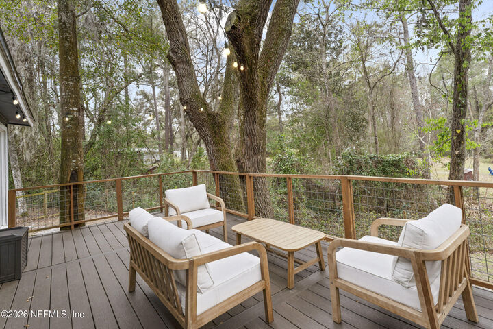 Property Photo:  553 Arthur Moore Drive  FL 32043 