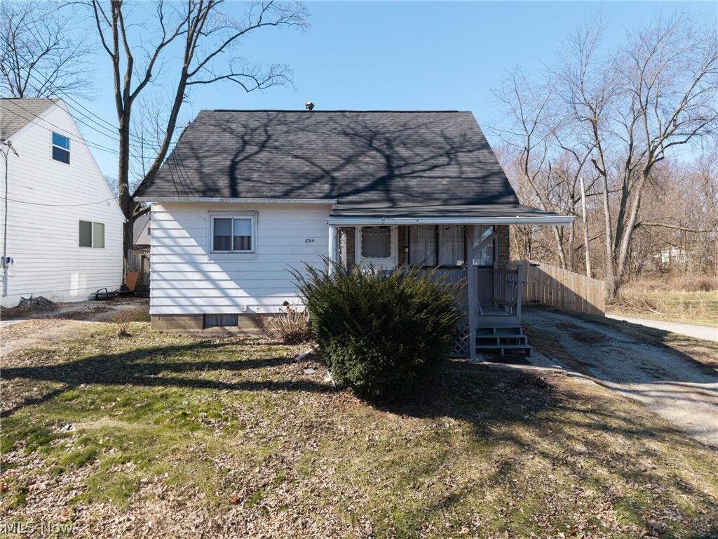 Property Photo:  894 Argonne Avenue  OH 44310 