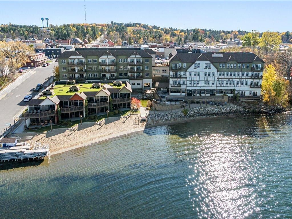 Property Photo: 502 Cleveland Boulevard W 3203 MN 56484