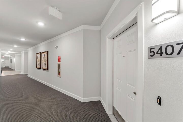 Property Photo: 651 N Watters Road I 5407 TX 75013
