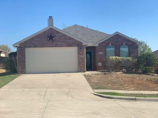 Property Photo: 10313 Hogan Drive TX 76126