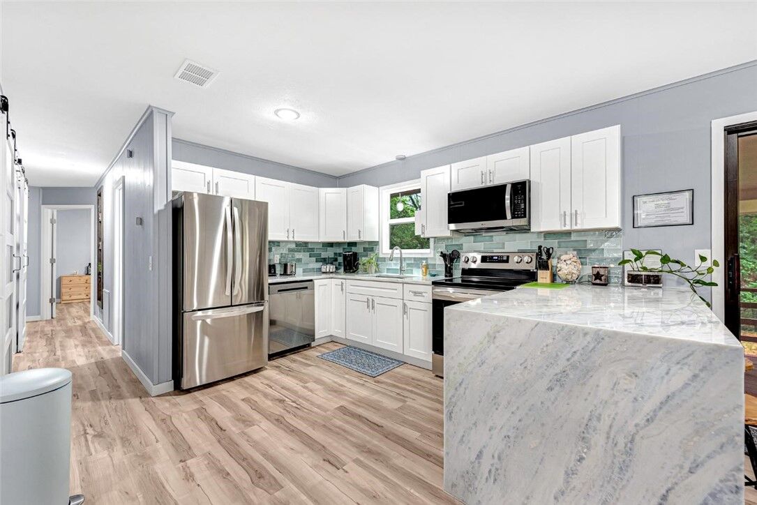 Property Photo:  6 Ipswich Drive  AR 72714 