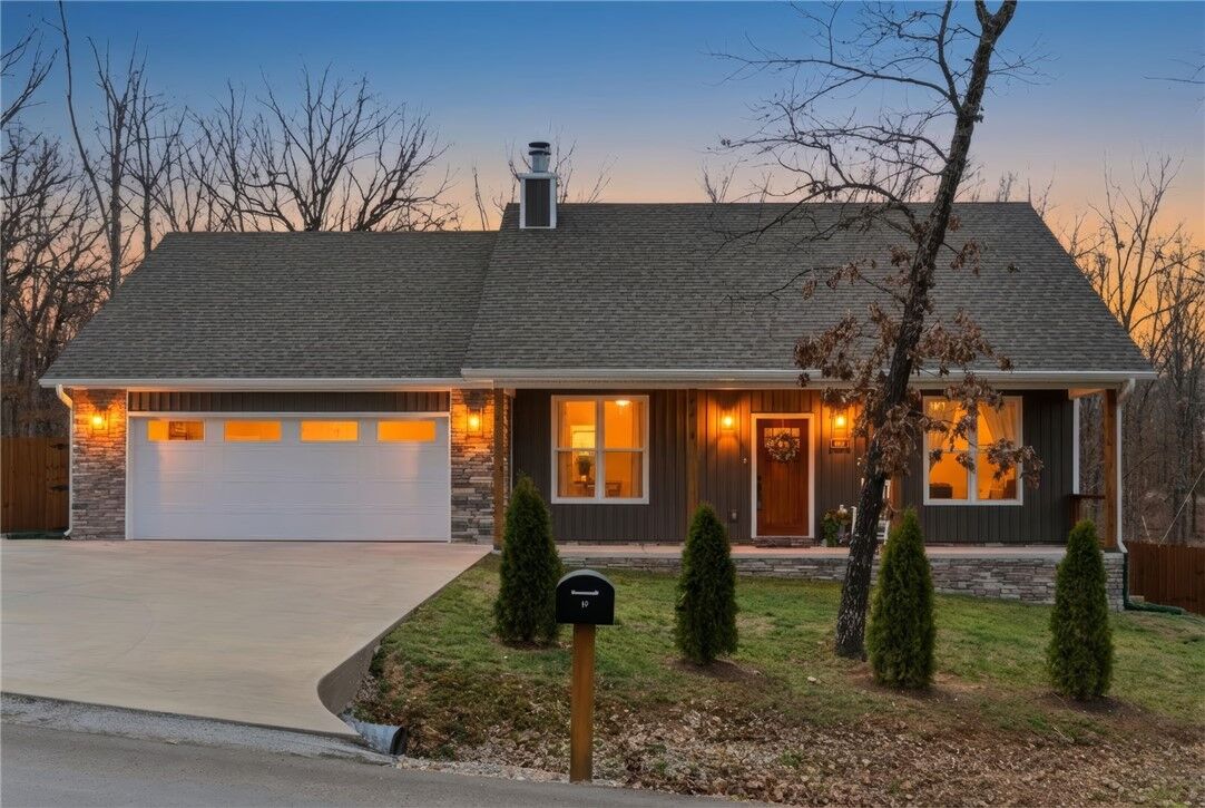 Property Photo: 19 Baltes Drive AR 72714