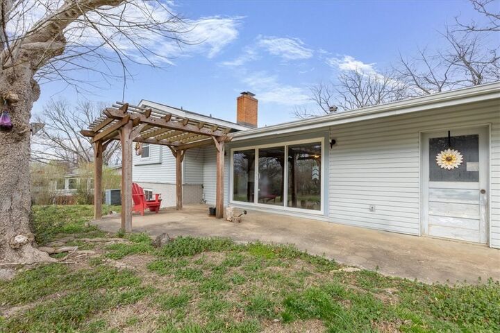 Property Photo:  304 N Battle Street  AR 72753 