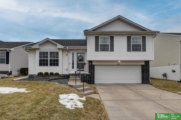 Property Photo:  16621 Erskine Street  NE 68116 