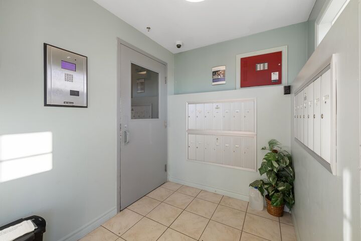 Property Photo: 49 Burns Avenue 306 PE C1E 0B9