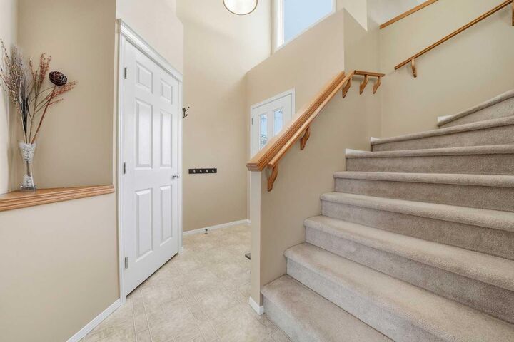 Photo de la propriété:  257 Covewood Circle NE  AB T3K 5S8 