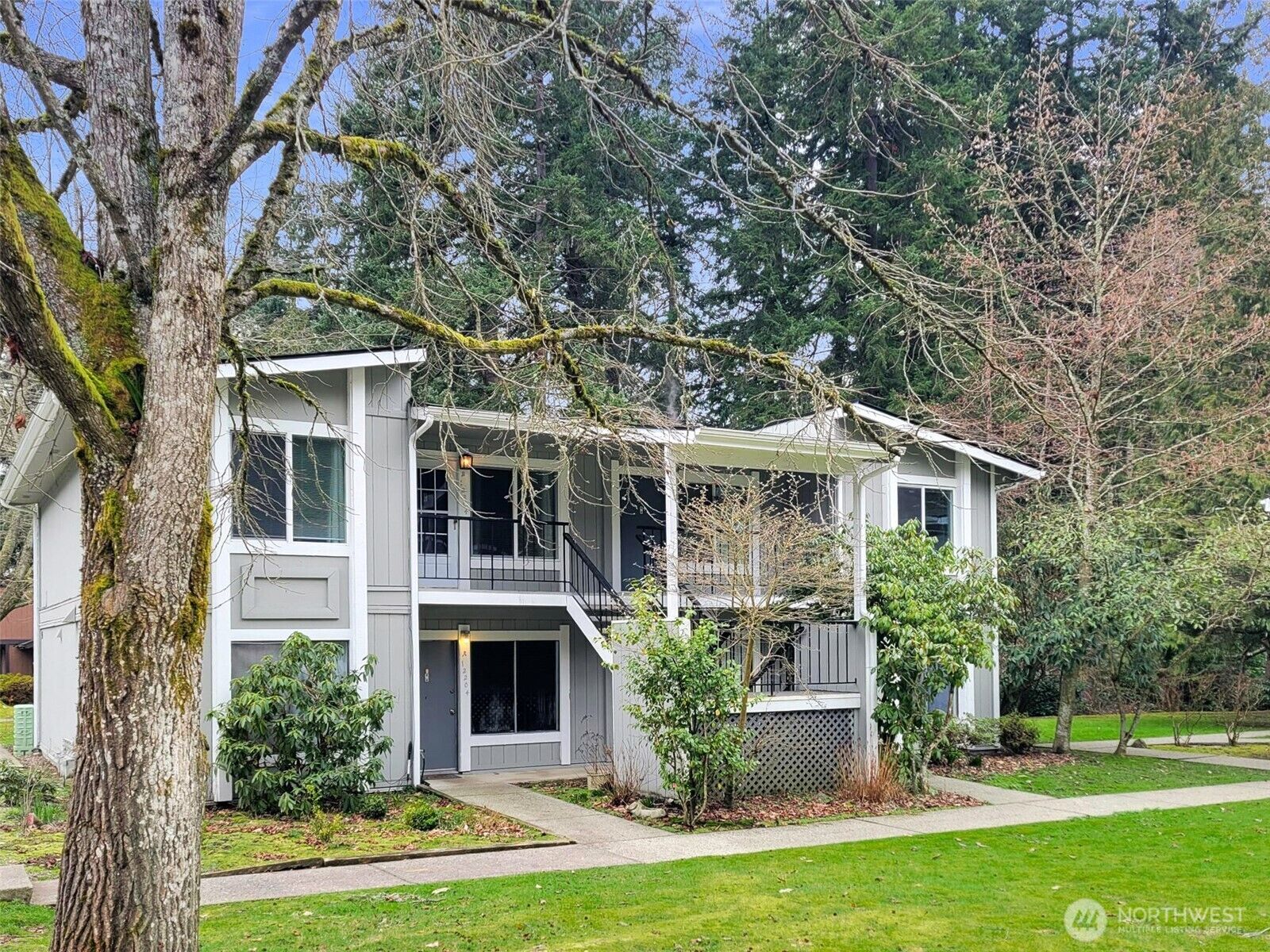 Property Photo:  12206 NE 147th Place B  WA 98034 