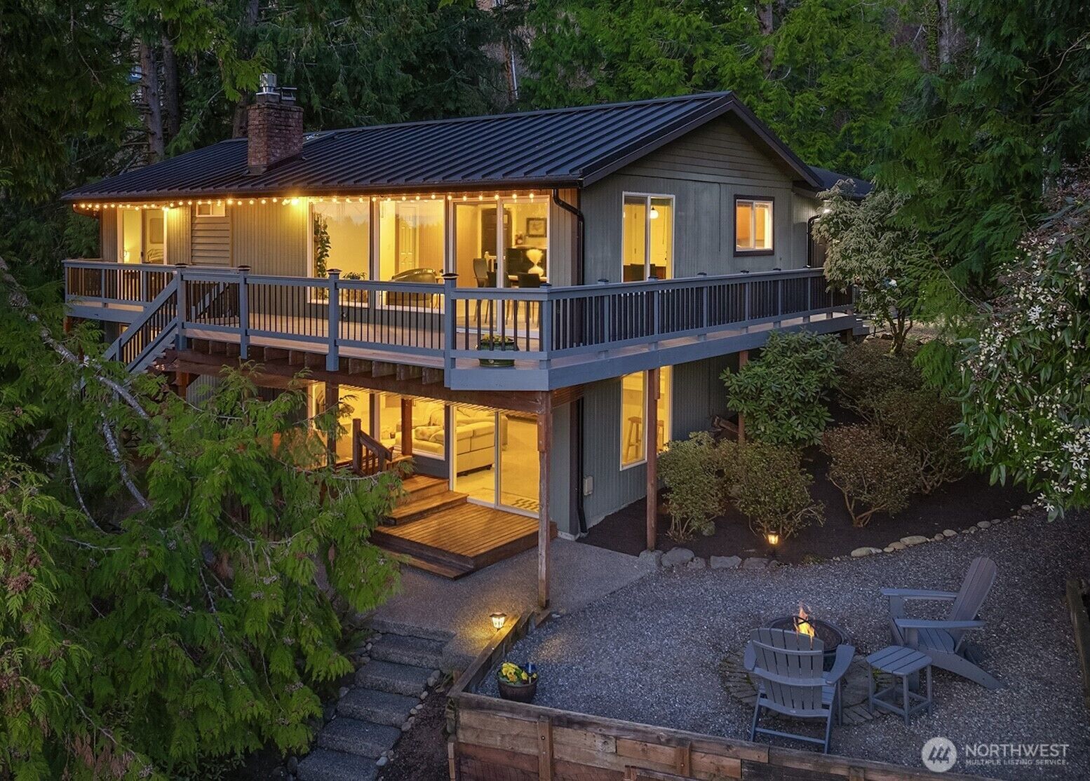 Property Photo:  17030  Tiger Mountain Road SE  WA 98027 