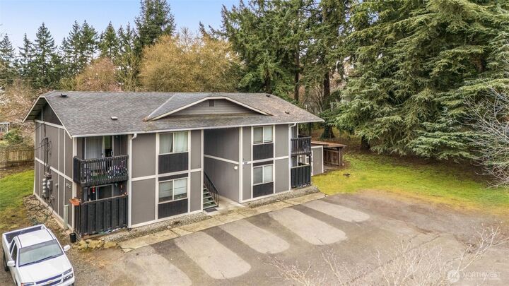 Property Photo:  10712  64th Avenue E  WA 98373 
